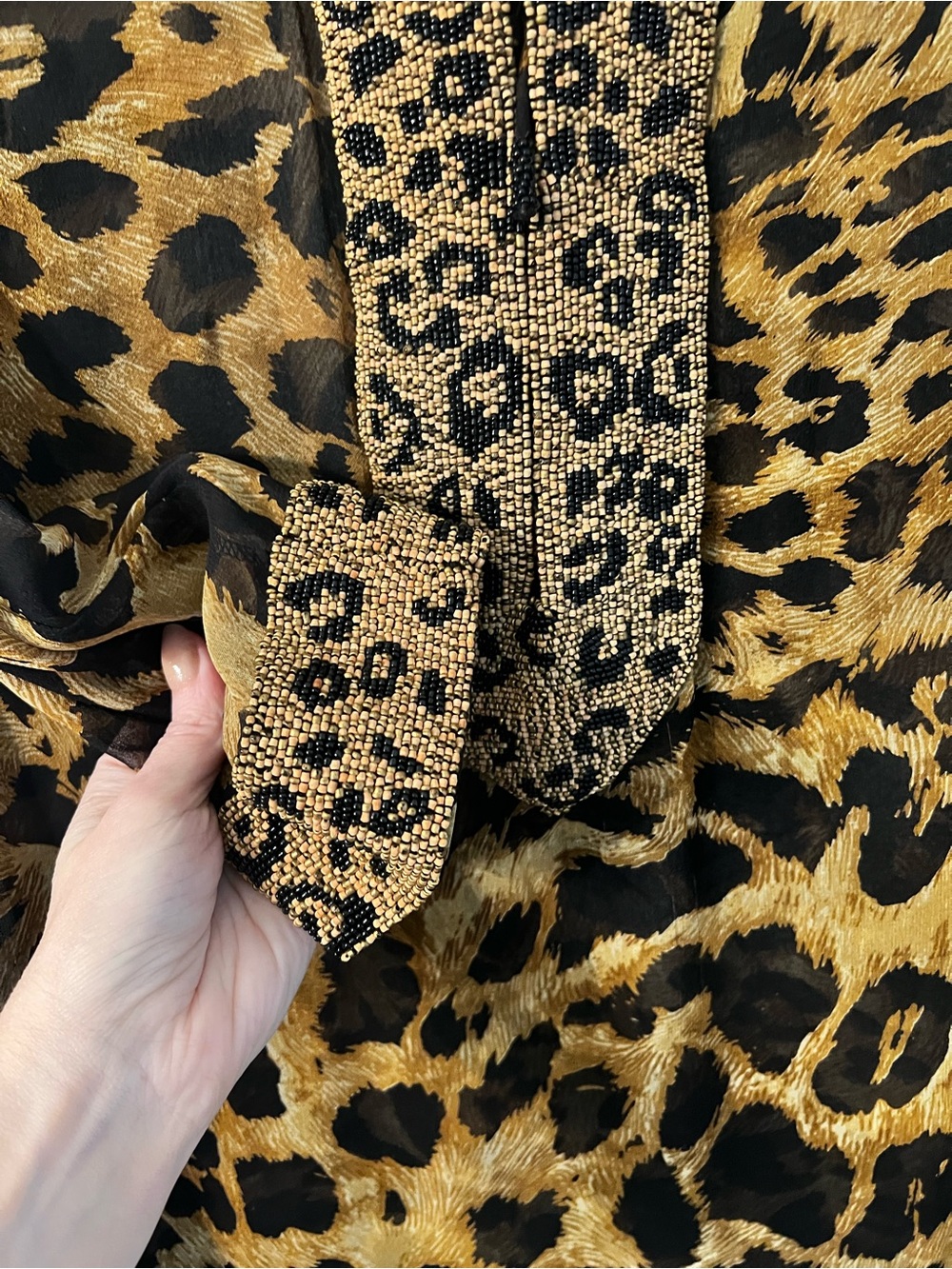 Jeannie McQueeny Black And Brown Leopard Print Silk Heavily Beaded Tunic
Medium - Picture 6 of 12